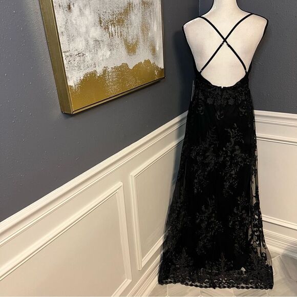 Lulu’s Happiness Begins Embroidered Sleeveless Maxi Dress - Picture 8 of 13
